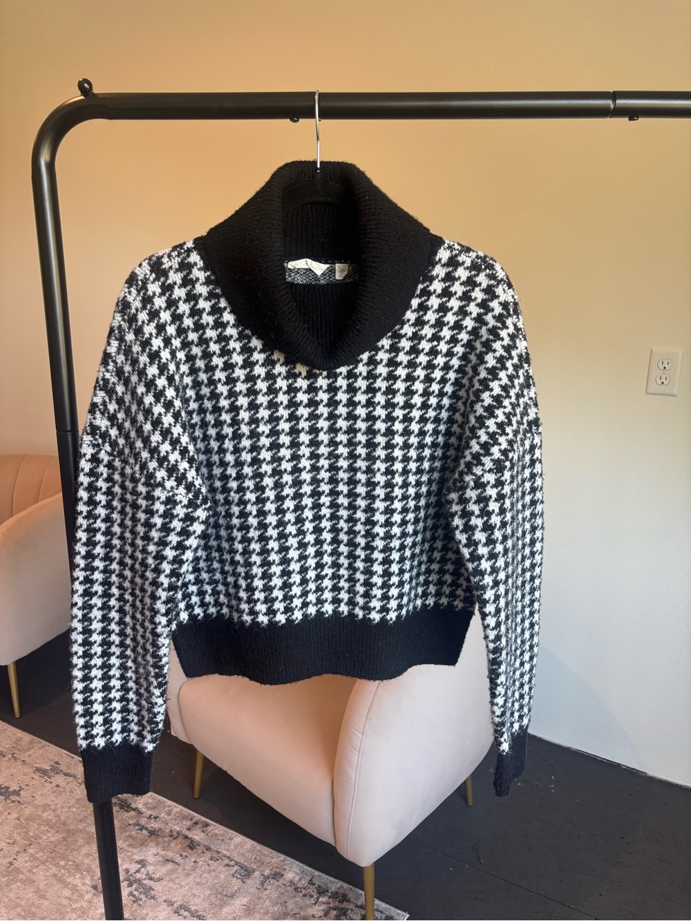 RD Style Black & White Houndstooth Cowl Neck Sweater